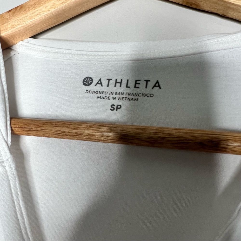 Athleta Pullover - Picture 6 of 6